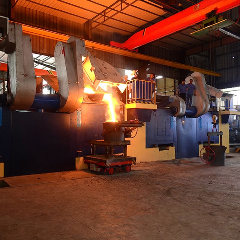 induction melting furnace pouring molten steel induction melting furnace pouring molten steel